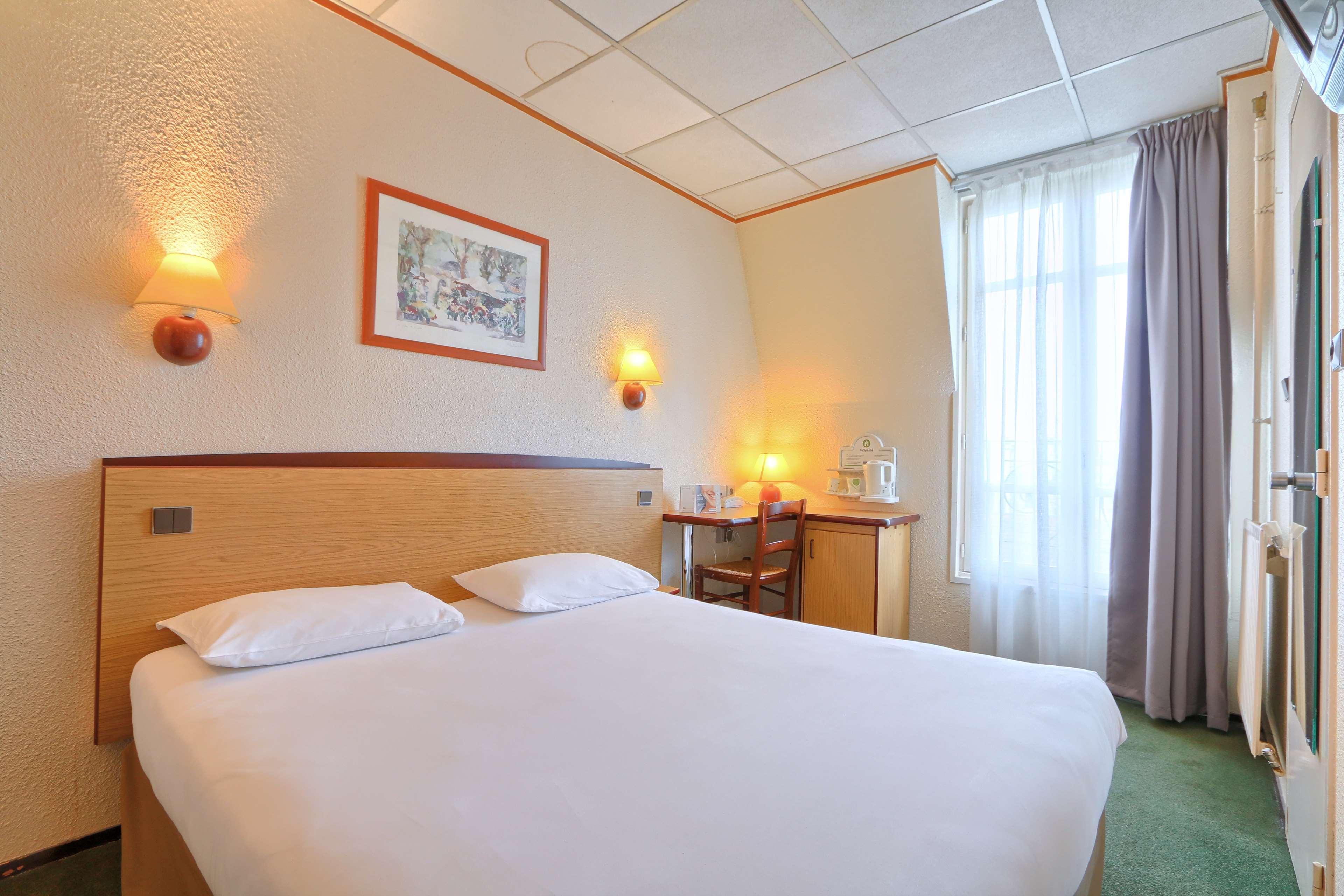 Campanile Paris Ouest - Boulogne Hotel Exterior photo