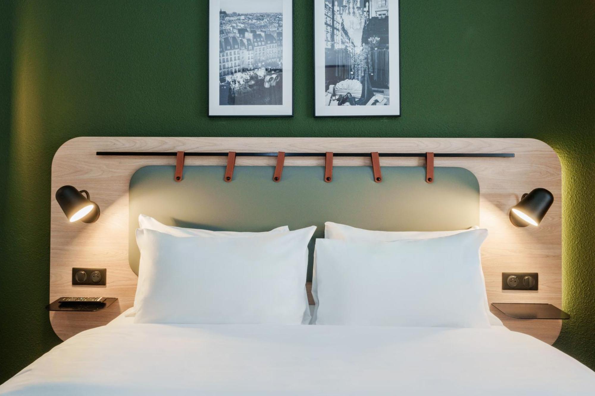 Campanile Paris Ouest - Boulogne Hotel Exterior photo